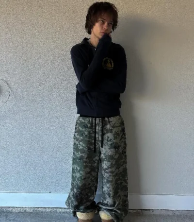 Digital Camo Sweatpants (1)