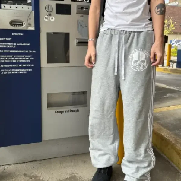 Skull Sweatpants Grey (1)