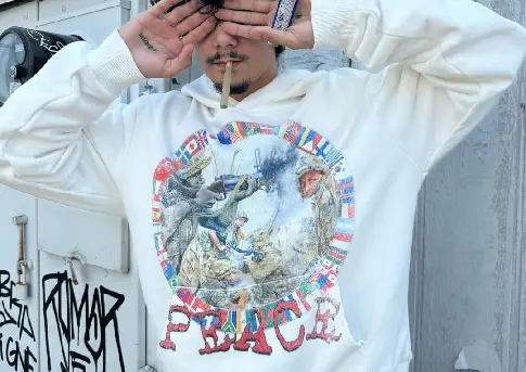peaceinwar hoodie white